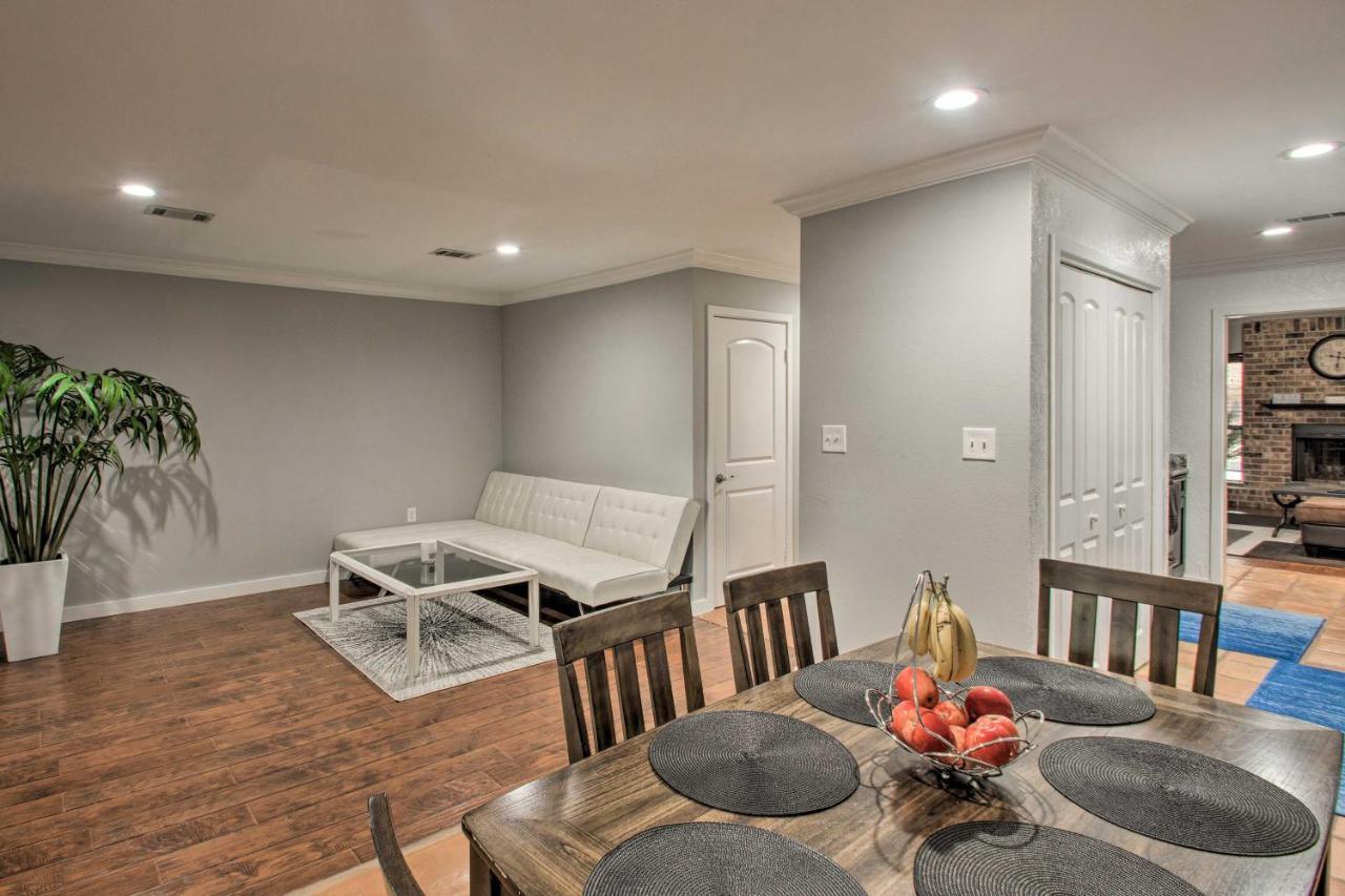 2-Story Pensacola Home With Game Room And Private Yard מראה חיצוני תמונה